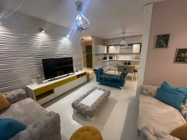 Tirane, jepet me qera apartament 2+1+Ballkon Kati 2, 90 m² 1.099 € (Kopshti Zoologjik, Tirane.)