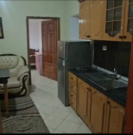 Tirane, jepet me qera Vile 1+1 Kati 1, 60 m² (Fundi Rruges Jordan Misja)
