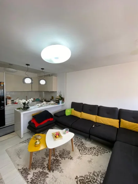 Tirane, shitet apartament duplex 3+1 Kati 8, 139 m² 300.000 € (Rruga e Dibres)