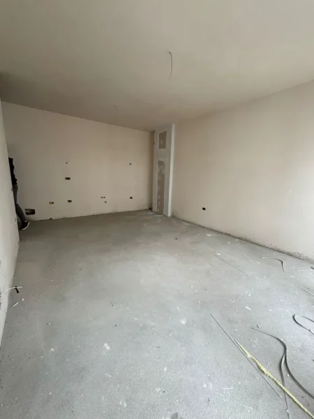 Tirane, shitet apartament 1+1 Kati 3, 63 m² 94.200 € (ASTIR)