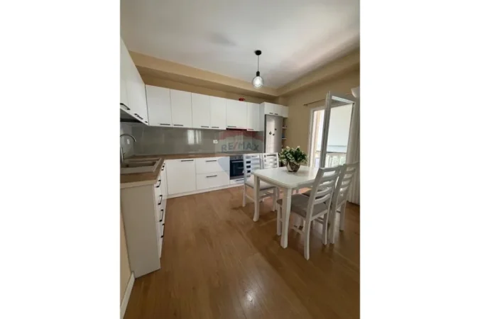 Tirane, jepet me qera apartament 1+1+Ballkon , 65 m² 550 € (Rruga Isuf Elezi Selite)