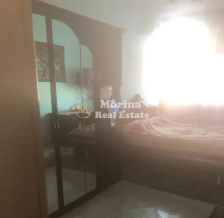 Tirane, jepet me qera apartament 3+1 Kati 2, 78 m² 400 € (Pjese Vile 2 1 Rruga Siri Kodra)