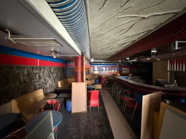Tirane, shitet dyqan Kati 0, 108 m² 280.000 € (rruga e elbasanit)