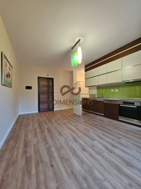 Tirane, shitet apartament 1+1+Ballkon Kati 3, 66 m² 163.000 € (Mine Peza)