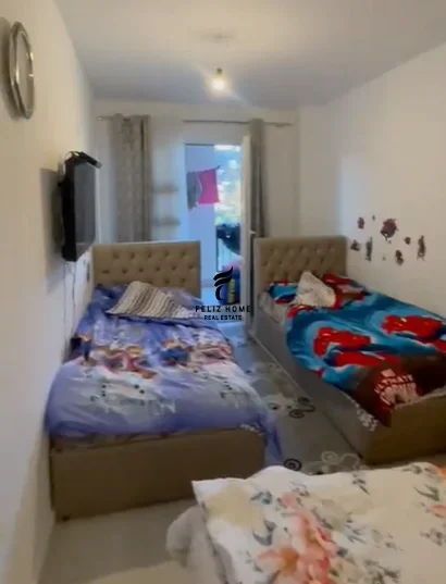 Tirane, shitet apartament 3+1 Kati 2, 140 m² 200.000 € (KOMBINAT)