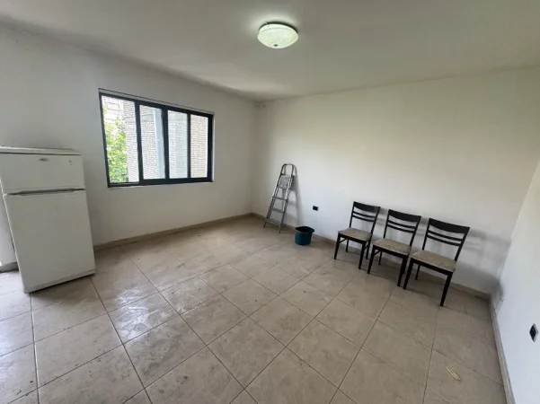 Shqiperi, shitet apartament 2+1+Aneks+Ballkon Kati 4, 65 m² 155.000 € (Rr. Irfan Tomini te Union Bank)