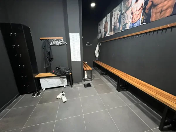 Vlore, shitet ambjent biznesi Kati 0, 120.000 € (Lungomare)