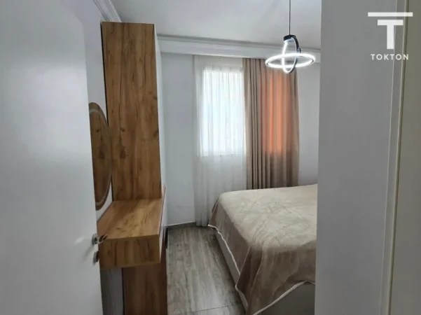 Tirane, shitet apartament 1+1 Kati 6, 67 m² 140.000 € (rruga Kavajes)