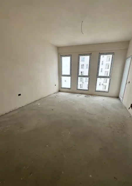 Tirane, shitet 1+1 Kati 3, 62 m² 94.200 € (Paskuqan)