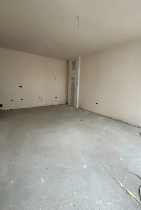 Tirane, shitet 1+1 Kati 3, 62 m² 94.200 € (Paskuqan)