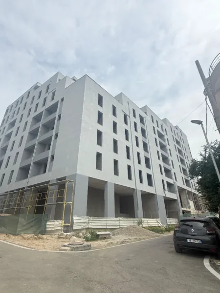 Tirane, shitet apartament 2+1 Kati 3, 106 m² 161.000 € (ALI DEMI BURGU GRAVE)