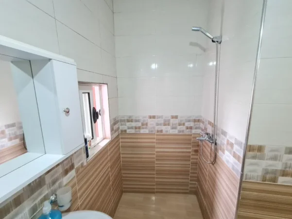 Tirane, jepet me qera garsonier Kati 6, 40 m² 430 € (Rruga e Dibres)
