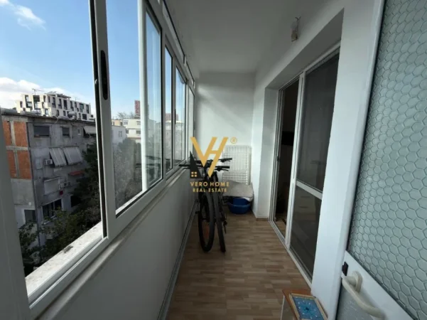 Tirane, shitet apartament 1+1+Ballkon Kati 5, 72 m² 150.000 € (MYSLYM SHYRI)