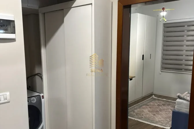 Tirane, jepet me qera apartament 2+1+Ballkon Kati 4, 60 m² 600 € (Brryli)