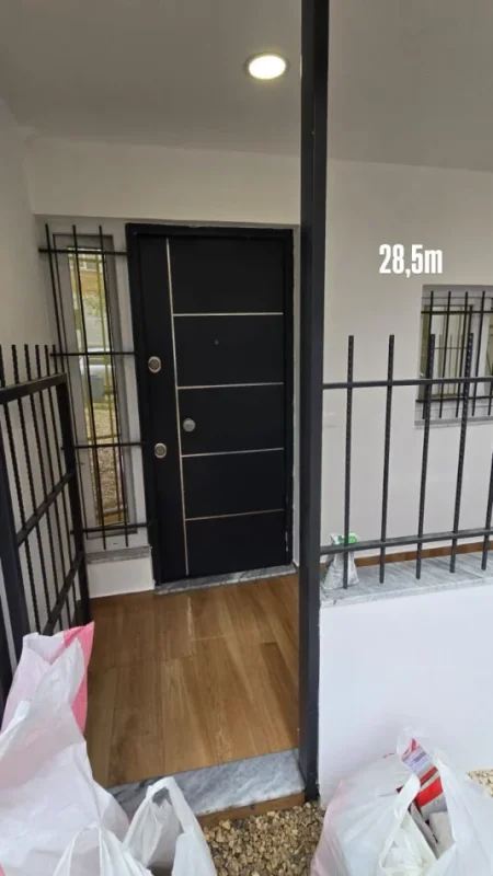 Tirane, shitet garsonier , 80.000 € (Bulevardi Bajram Curri)