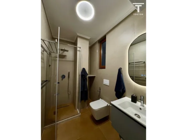 Tirane, shitet apartament 1+1 Kati 8, 61 m² 220.000 € (rruga: "Him Kolli")