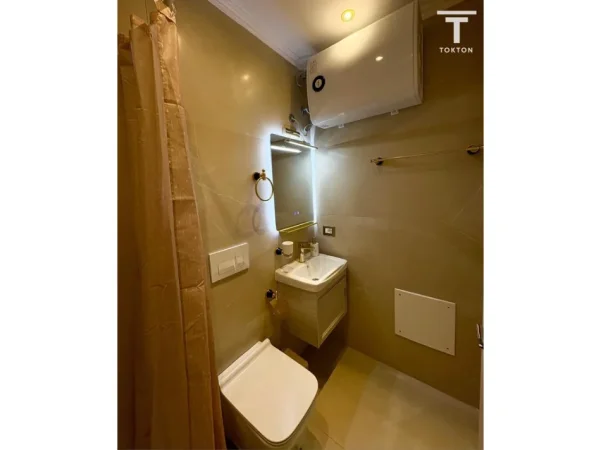 Tirane, shitet apartament 1+1 Kati 8, 61 m² 220.000 € (rruga: "Him Kolli")
