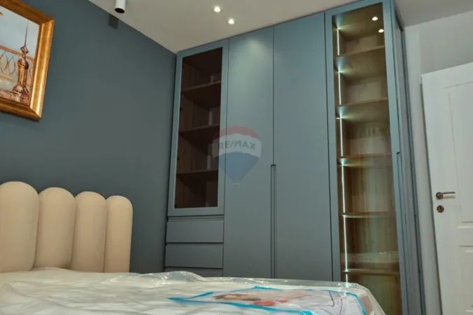 Tirane, jepet me qera apartament 1+1 , 45 m² 780 € (Blloku)