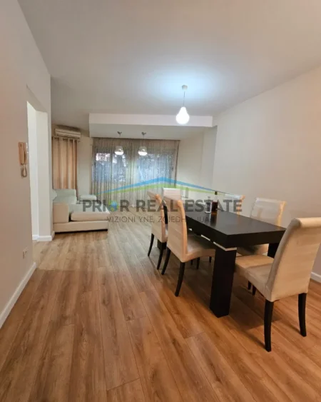 Tirane, shitet apartament 2+1 Kati 3, 98 m² 234.000 € (Mine Peza)