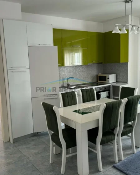 Tirane, shitet apartament 1+1 Kati 3, 70 m² 145.000 € 