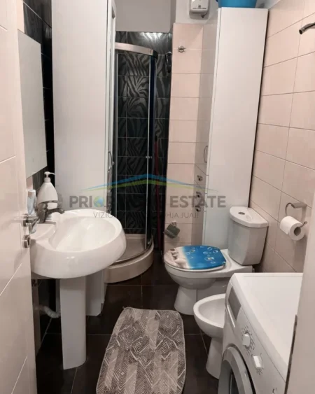 Tirane, shitet apartament 1+1 Kati 3, 70 m² 145.000 € 