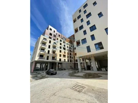 Tirane, shitet 1+1 Kati 4, 74 m² 137.000 € 