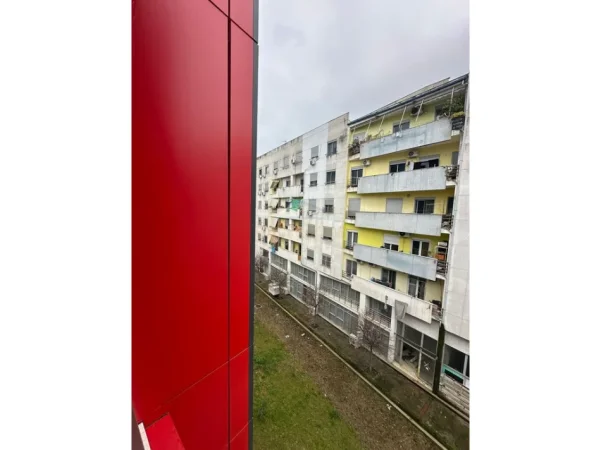 Tirane, shitet 1+1 Kati 3, 64 m² (Bulevardi i Ri)