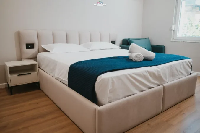 Tirane, jepet me qera garsonier 1+1 Kati 3, 60 m² 1.050 € (myslym shyr)