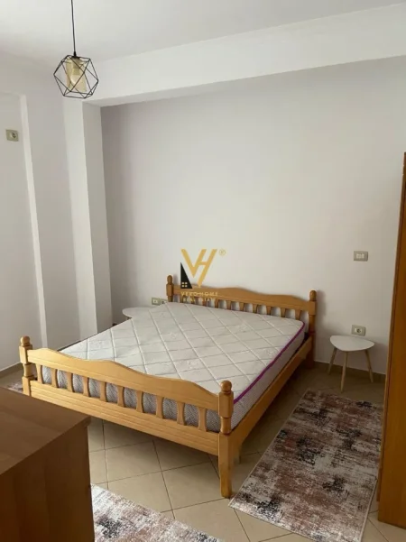 Tirane, jepet me qera apartament 2+1+Ballkon Kati 2, 85 m² 470 € (ASTIR)