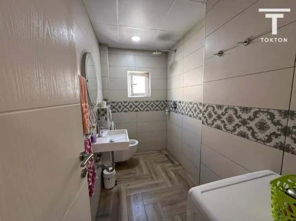 Tirane, shitet apartament 2+1 Kati 4, 69 m² 200.000 € ("Myslym Shyri")