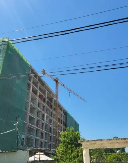 Tirane, shitet apartament 1+1+Ballkon Kati 6, 94 m² 94.800 € (Paskuqan)