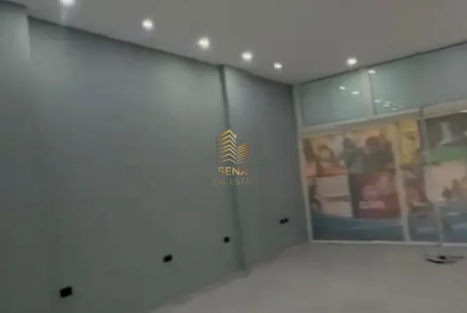 Tirane, jepet me qera ambjent biznesi Kati 0, 120 m² 500 € (Rruga e Dibres)