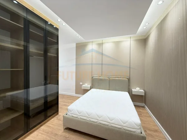 Tirane, shitet apartament 2+1 Kati 1, 104 m² 215.000 € 