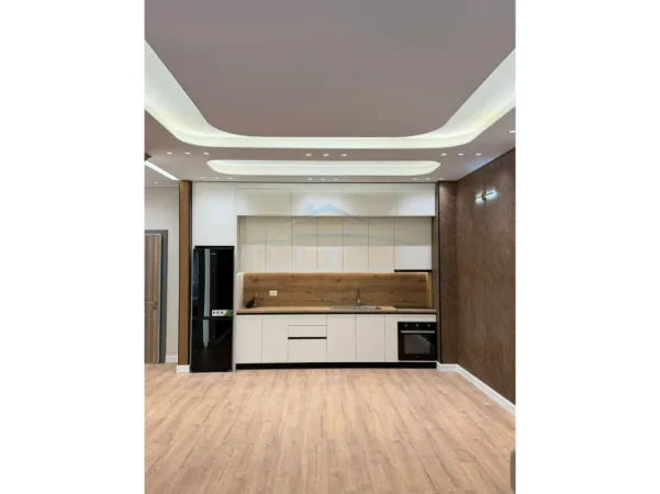Tirane, shitet apartament 2+1 Kati 1, 104 m² 215.000 € 