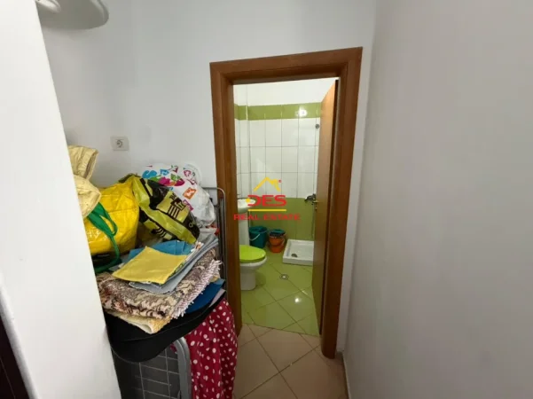 Vlore, shitet garsonier Kati 2, 31 m² 75.000 € (Rruga Dhimitër Konomi)