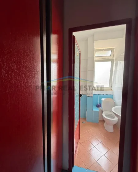 Tirane, shitet apartament 2+1+Aneks Kati 1, 137 m² 270.000 € 