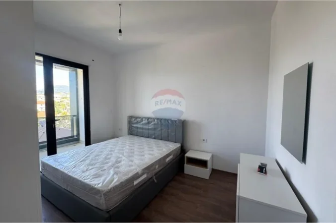 Tirane, jepet me qera apartament 2+1 Kati 6, 95 m² 520 € 