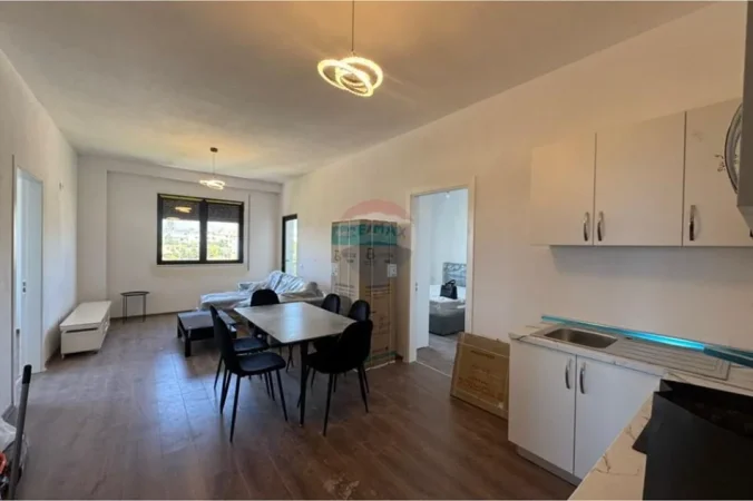 Tirane, jepet me qera apartament 2+1 Kati 6, 95 m² 520 € 