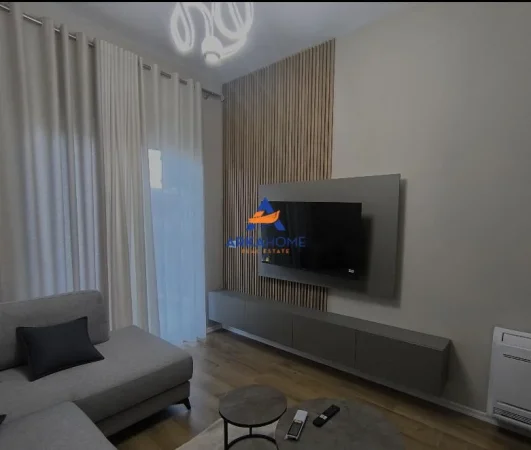 Tirane, jepet me qera apartament 1+1+Ballkon Kati 6, 72 m² 630 € 