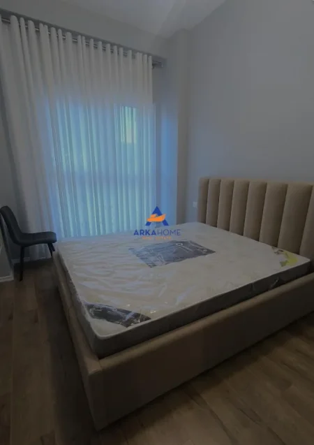 Tirane, jepet me qera apartament 1+1+Ballkon Kati 6, 72 m² 630 € 