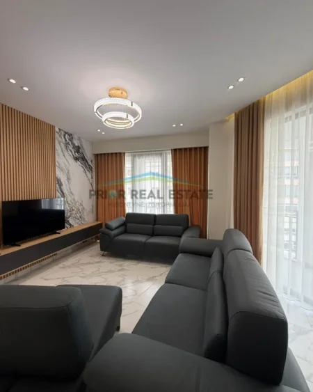Tirane, shitet apartament 2+1 Kati 5, 114 m² 183.000 € 
