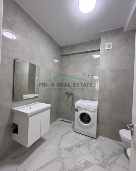 Tirane, shitet apartament 2+1 Kati 5, 114 m² 183.000 € 