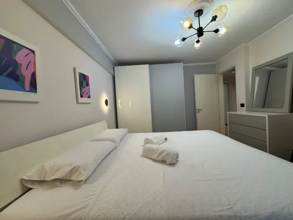 Tirane, shitet apartament 2+1 , 85 m² 252.000 € (Rr: Mine Peza)