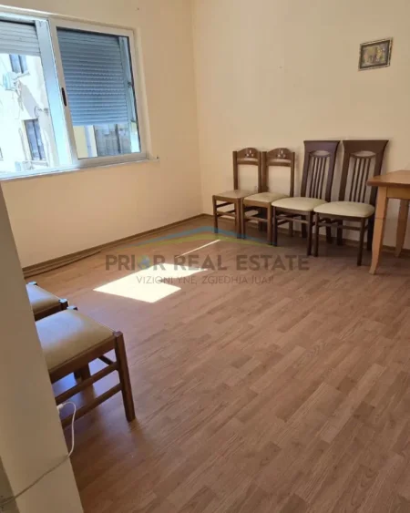 Tirane, shitet apartament 2+1 Kati 2, 72 m² 193.000 € 
