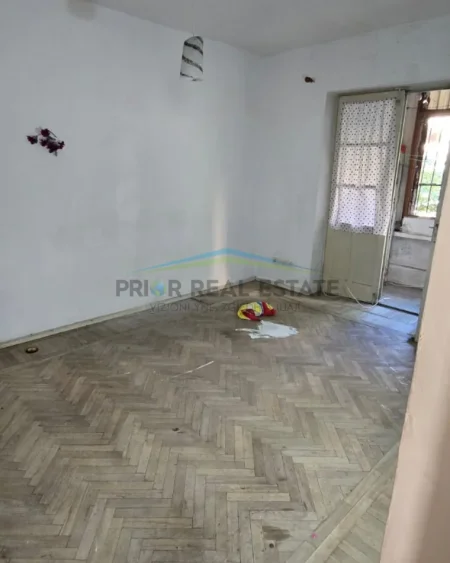 Tirane, shitet apartament 2+1 Kati 2, 72 m² 193.000 € 