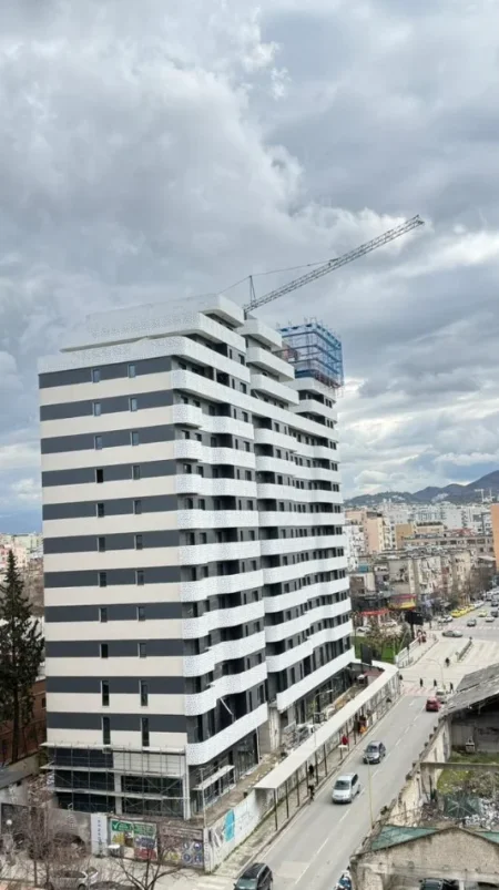 Tirane, shitet 1+1 Kati 12, 108 m² 57.190 € (Paskuqan)