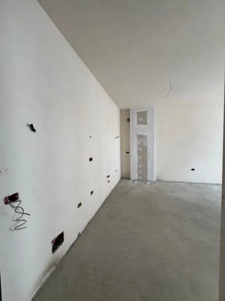Tirane, shitet apartament 1+1 Kati 3, 63 m² 94.200 € (Astir vila l)