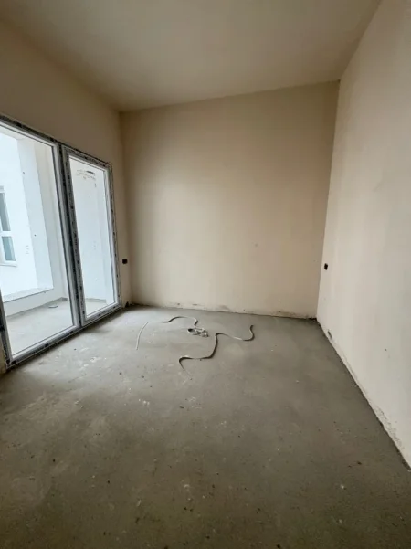 Tirane, shitet apartament 1+1 Kati 3, 63 m² 94.200 € (Astir vila l)