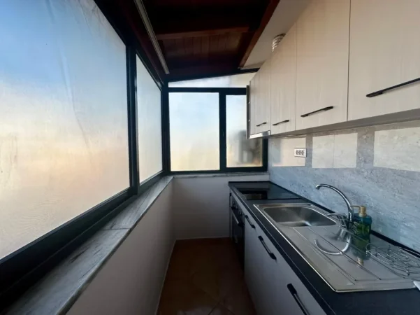 Tirane, jepet me qera apartament 2+1+Aneks+Ballkon Kati 5, 73 m² 800 € (Ali pash gucia)