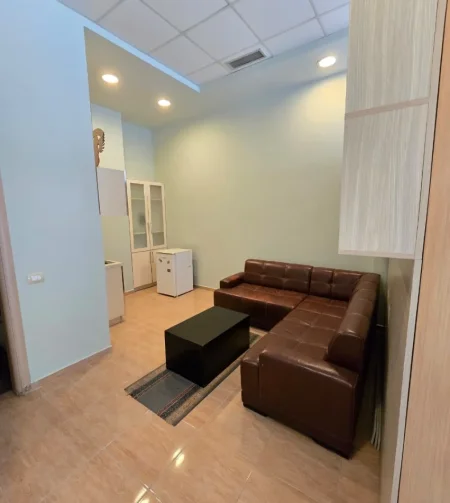 Tirane, shitet zyre , 47 m² 215.000 € 